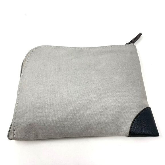 American Airlines Flagship x Shinola Detroit Travel Kit Business Class - Picture 2 of 5